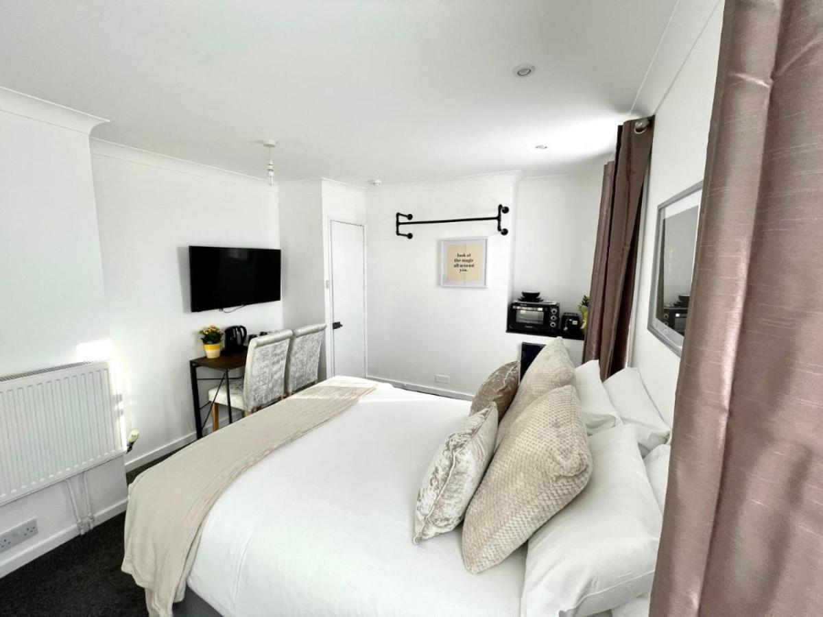 Black Kemptown 3*